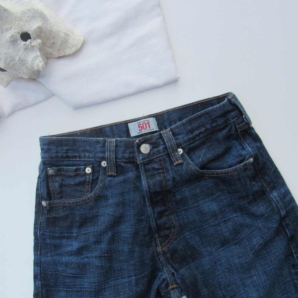 Levis 501 dark wash mid rise button fly jeans